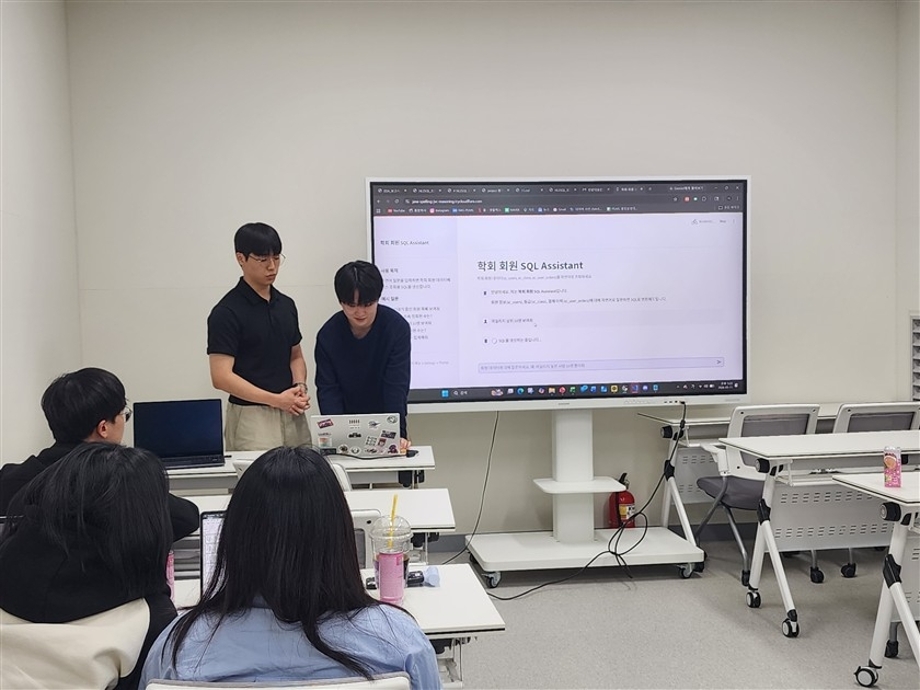 세종RISE사업추진단, ‘기업 매칭형 인공지능융합 캡스톤디자인’ 현장 중간평가 개최 이미지