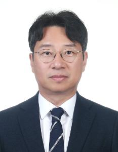 Ji-Ho Park
