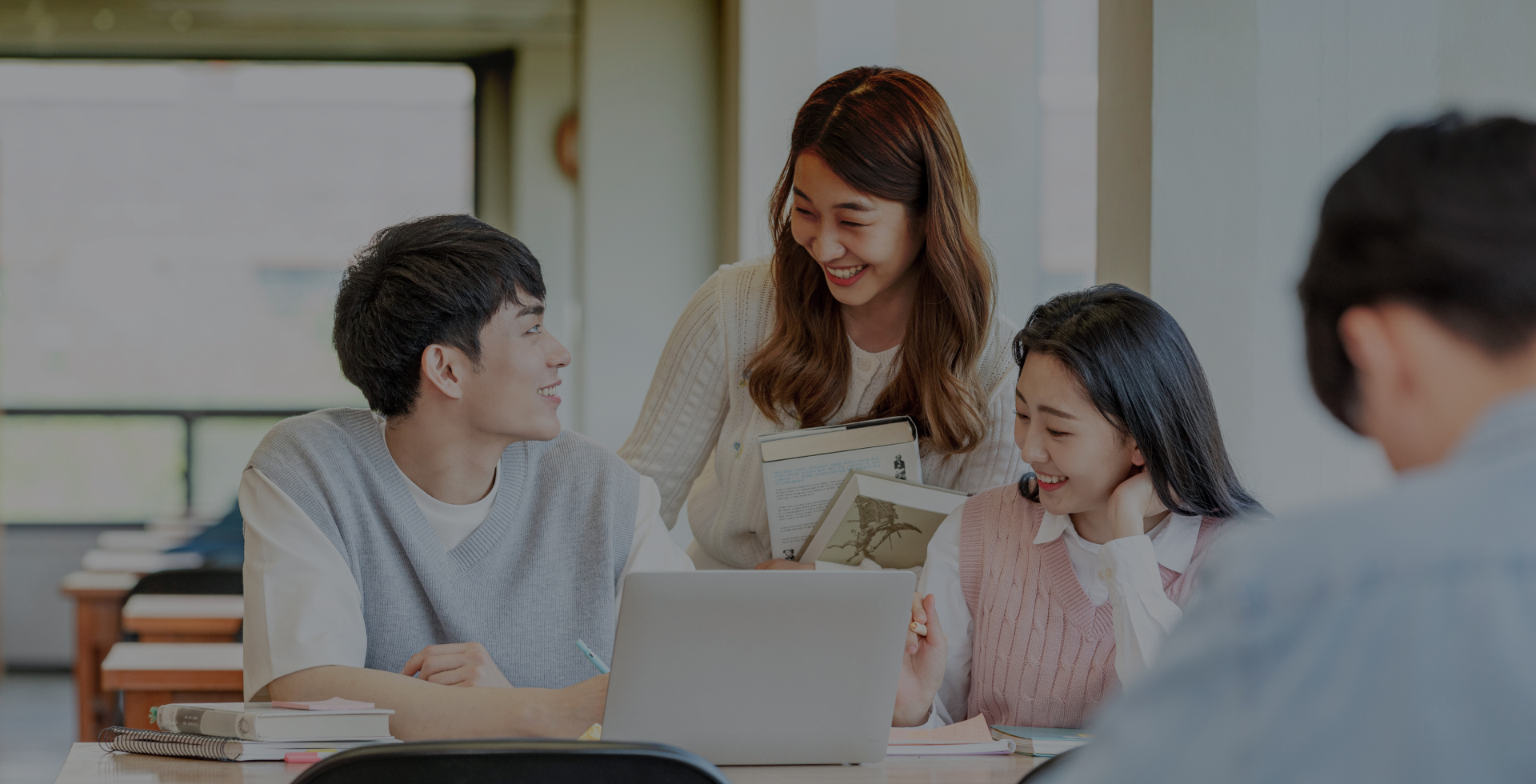 인문적 소양과 함께 창의적 문제해결능력, 의사소통 능력의 향상